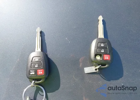 2017 Toyota Corolla Se из США, поврежденный, VIN 5YFBURHE9HP729892